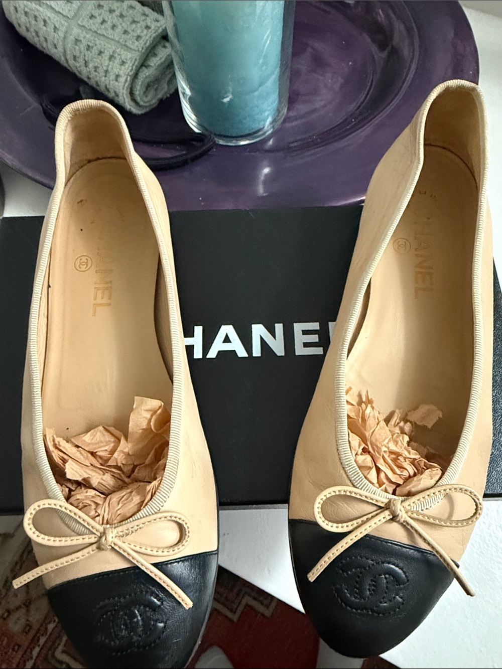 CHANEL Beige Leather Ballet Flats with Black Cap Toe - Picture 9 of 10